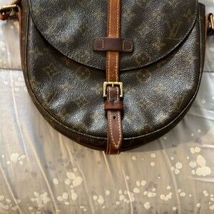 Authentic Louis Vuitton Brown Crossbody Bag with Iconic Monogram